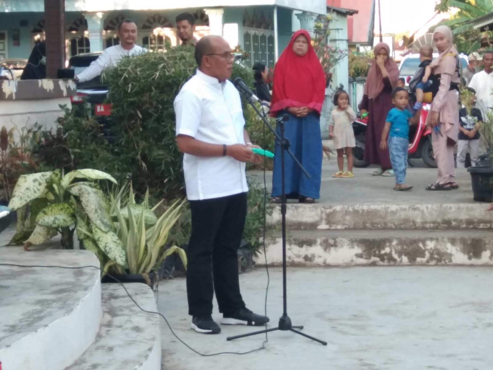 KetuanDPRD Sumbar, Supardi, membuka workshop pengamalan nilai-nilai ABS SBK di Payakumbuh, Jumat (3/12/2021).