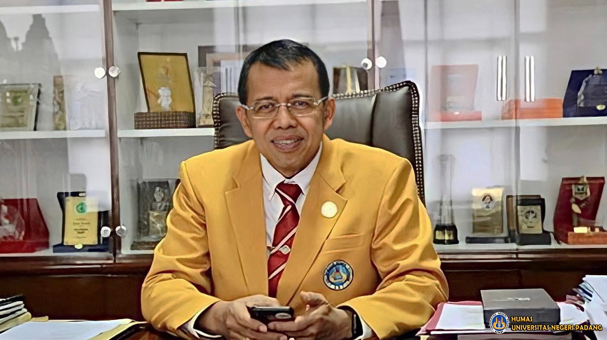 Rektor UNP Prof. Ganefri P.Hd