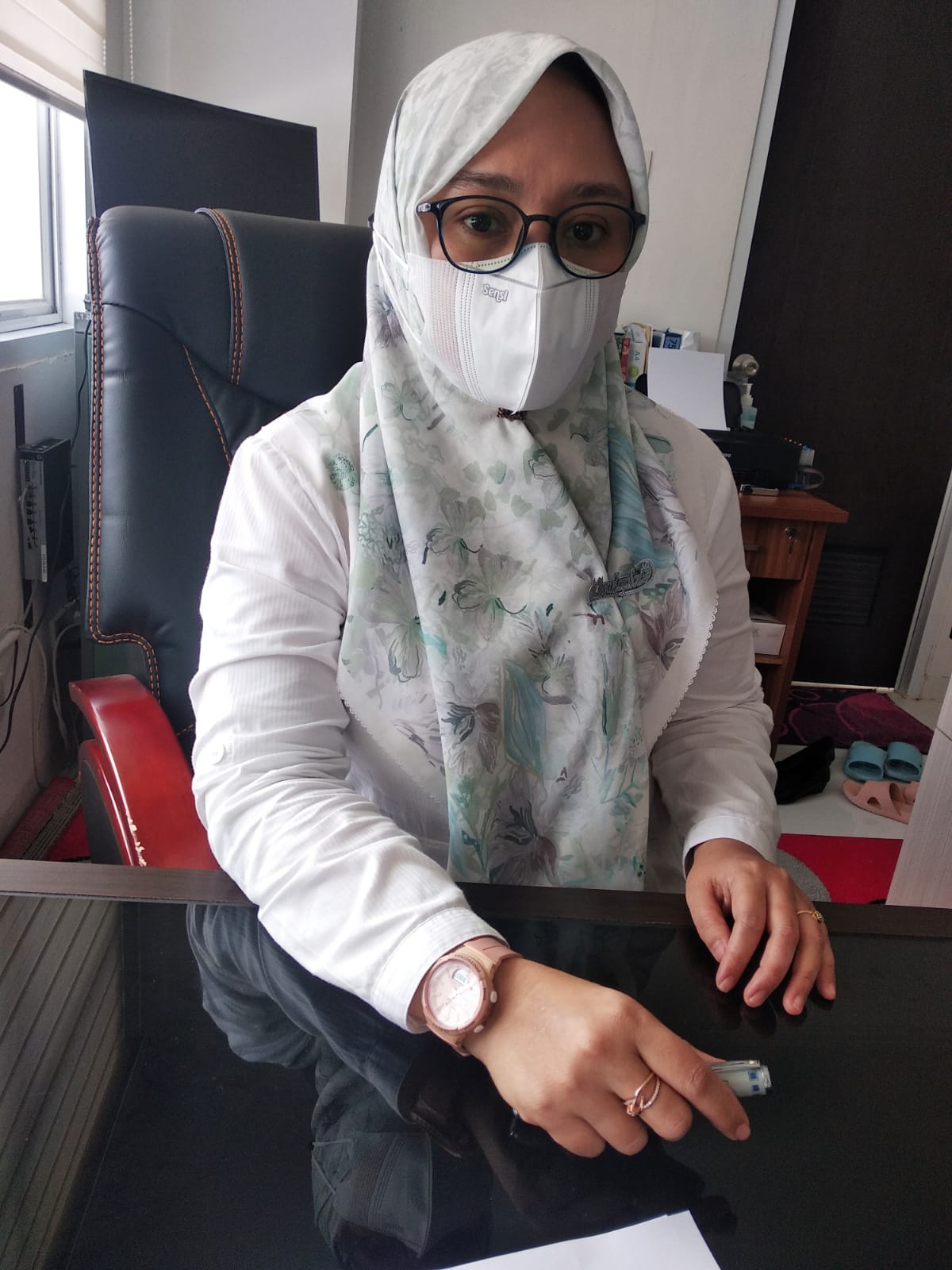 Direktur RSUD Bukittinggi dr. Vera Maya sari Sp.DLP. MM