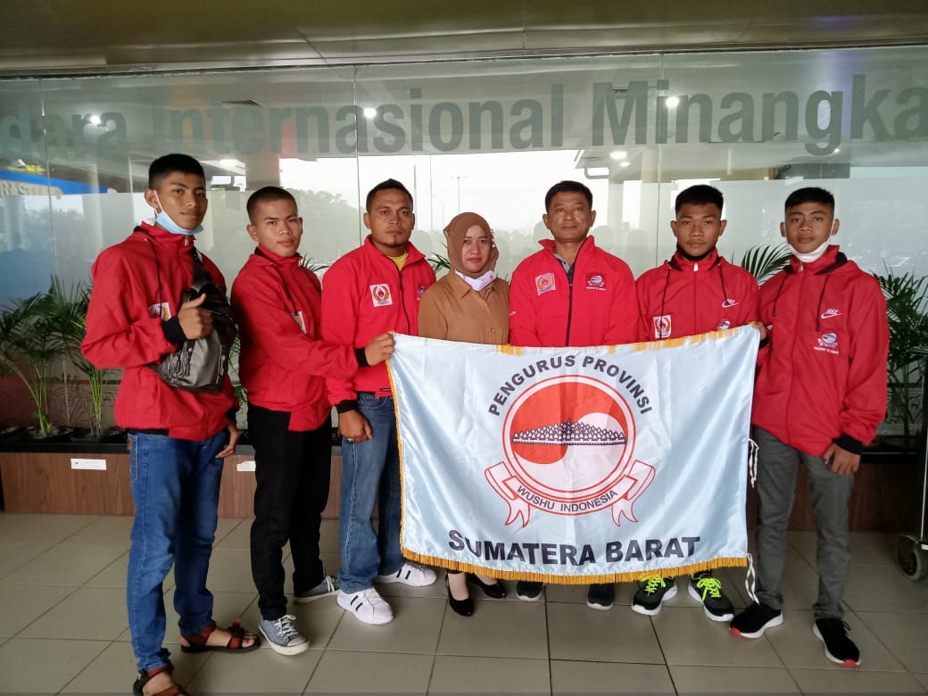 Atlet Wushu Sumbar, meraih 2 medali perunggu di Kejurnas 2021.