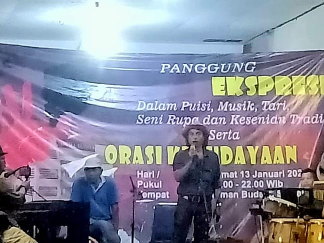 Koordinator Panggung Ekspresi, Jefenil, SH., di Taman Budaya Sumbar, Jumat (13/1/2023). 