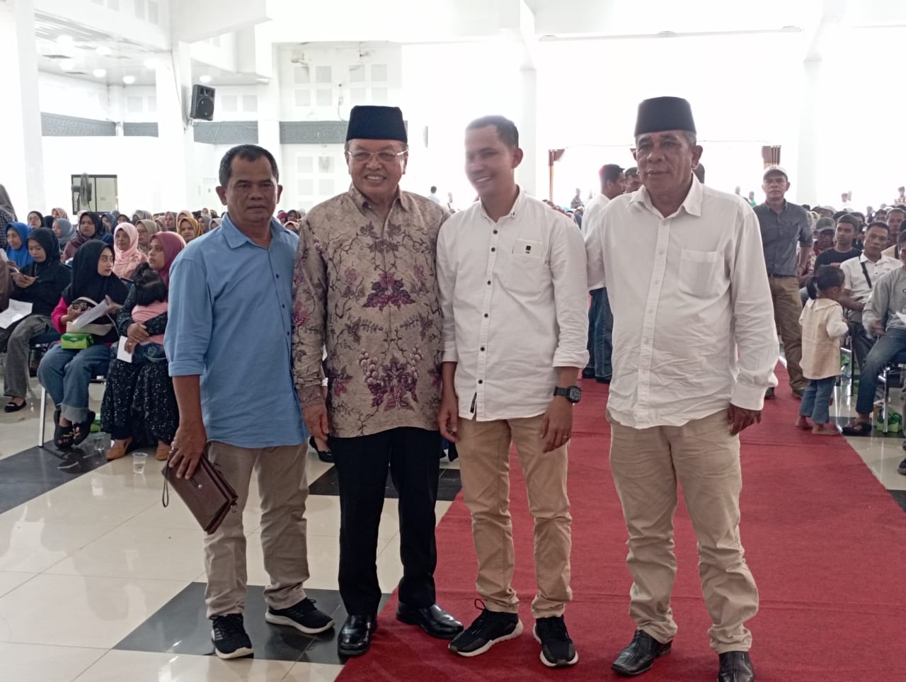 Anggota Komisi IX DPR RI dr. Syuir Syam, M.Kes, MMR, Defrison Kotik Sutan dan simpatisan Gerindra.