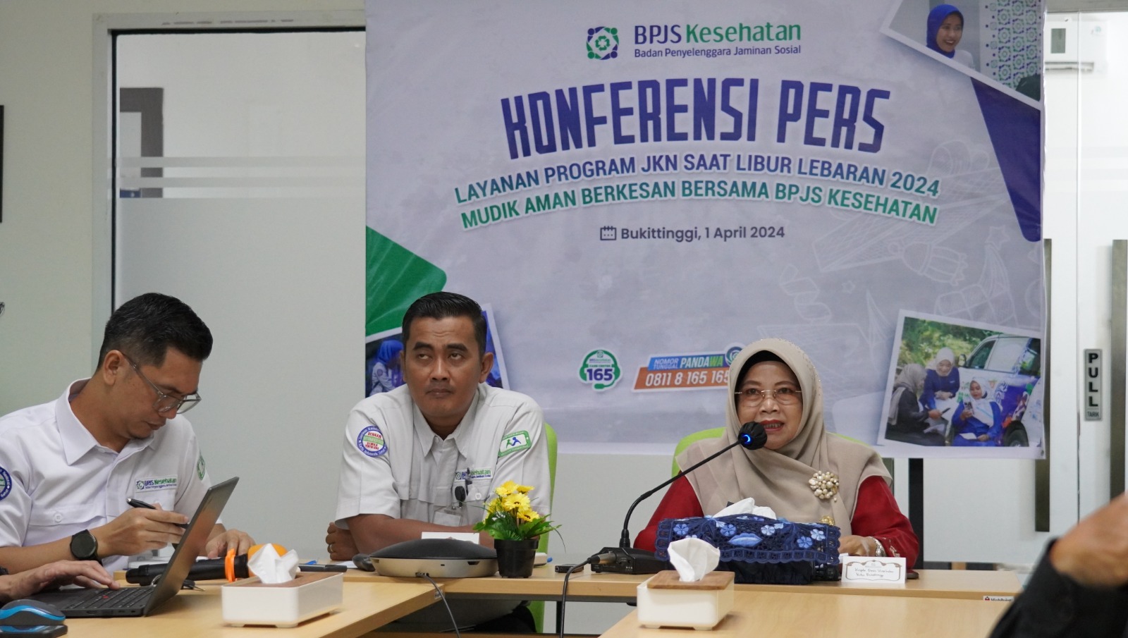 Kepala BPJS Kesehatan cabang Bukittinggi, Haris Prayudi, SKM memberi keterangan kepada awak Media ,Senini (01/04/2024 )