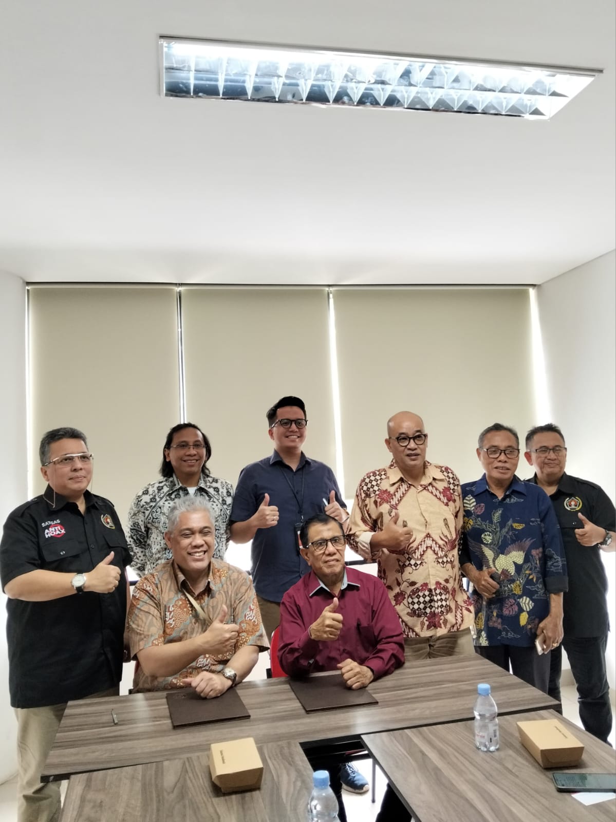 Usai penandatanganan nota kesepahaman (MoU) antara PWI Pusat dan UPJ. Foto dok PWI. 