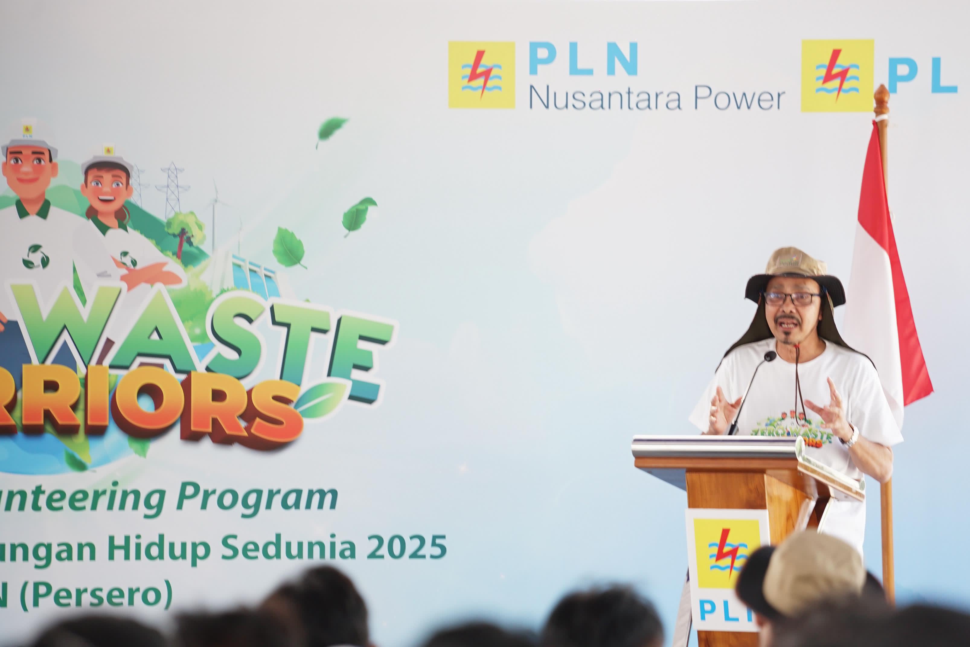 Direktur Pengendalian Pencemaran dan Kerusakan Wilayah Pesisir dan Laut Kementerian Lingkungan Hidup, Sayid Muhadhar, saat membuka acara puncak _Zero Waste Warriors_, di Bekasi, Kamis (12/6) dalam rangka memperingati Hari Lingkungan Hidup Sedunia 2025. Ia