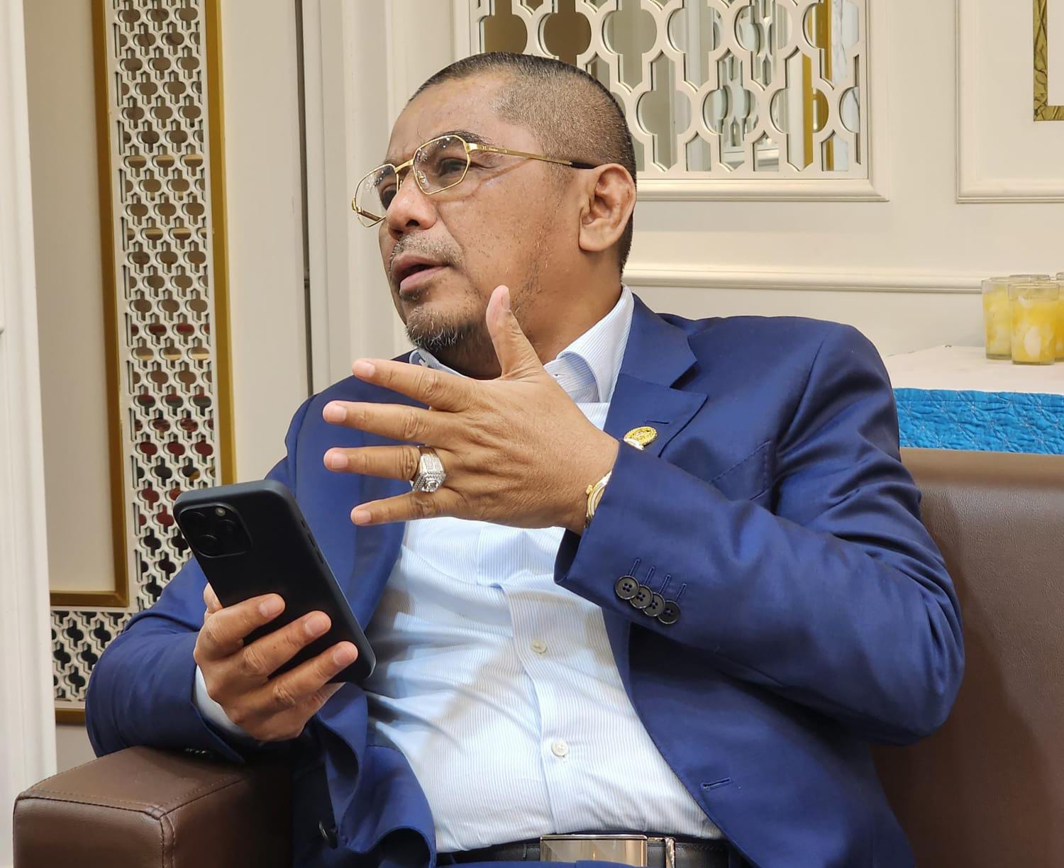 Anggota DPR RI Fraksi PAN H. Arisal Aziz