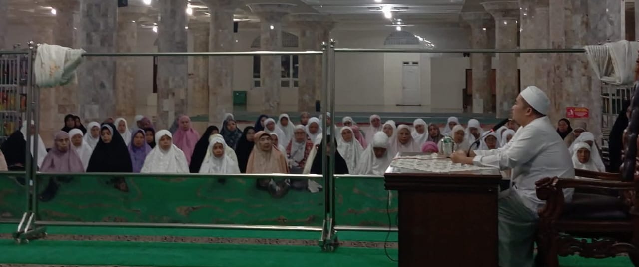 suasana subuh mubaraqah di Mesjid Raya Jihad, Ahad (22/6/2025).