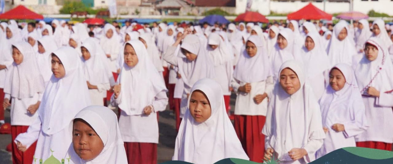 Pelajar Padang Panjang dalam sebuah kegiatan.