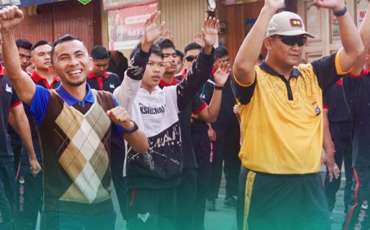 Wako Hendri Arnis bersama Wawako Allex Saputra .