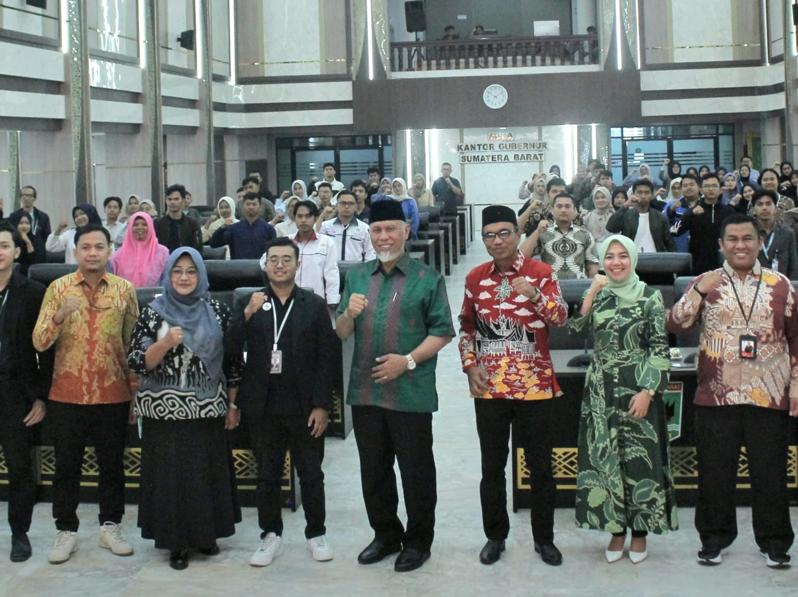 Gubernur Sumbar, Mahyeldi, membuka Minangkabau Sharia Investment (MiSI) 2025 di Aula Kantor Gubernur, Selasa (26/8/2025). Foto Adpsb.