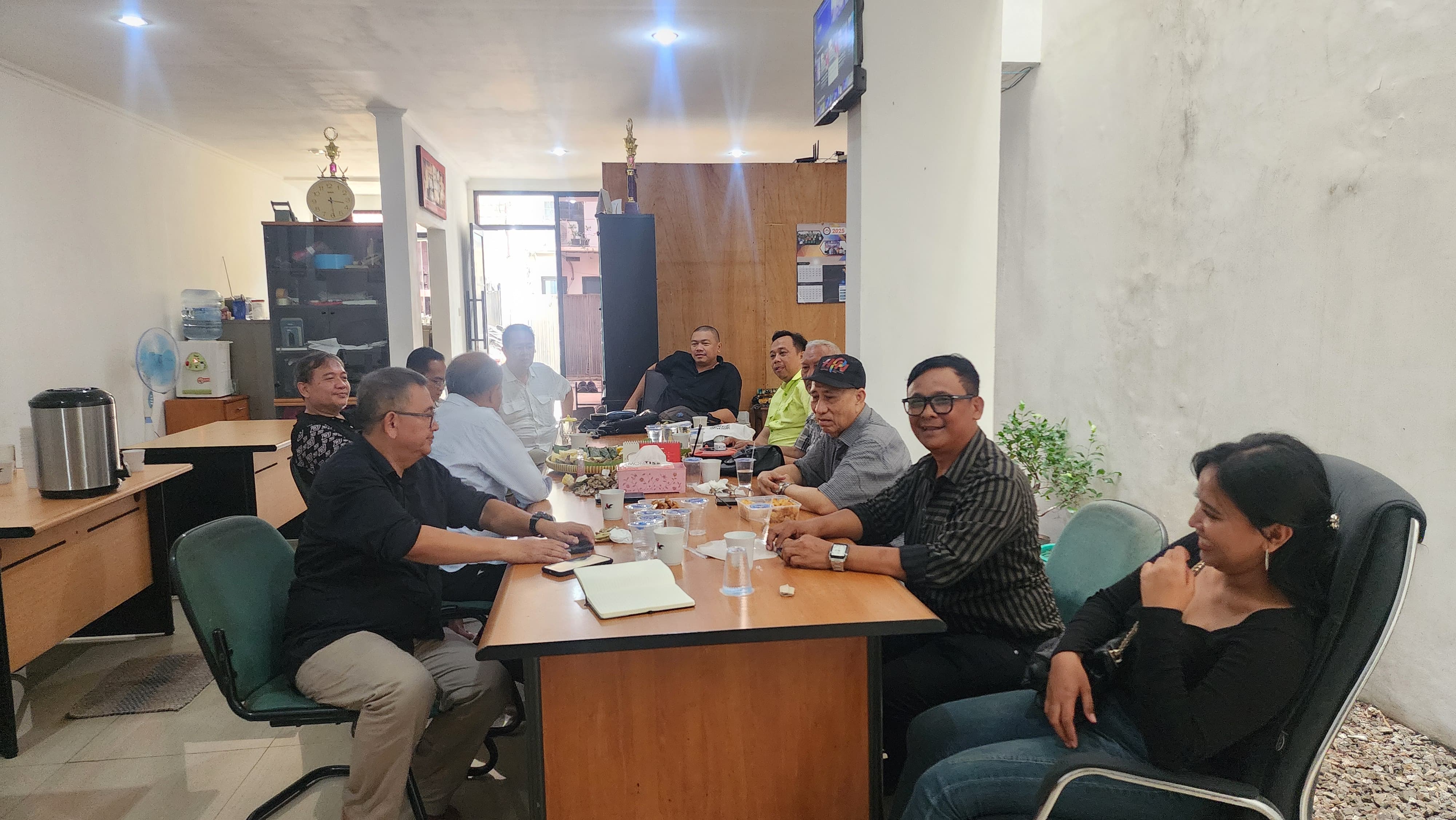 Diskusi FWK di Kantor Harian Suara Merdeka, di Tebet, Jakarta Selatan Rabu siang (22-10-2025). Foto ist.