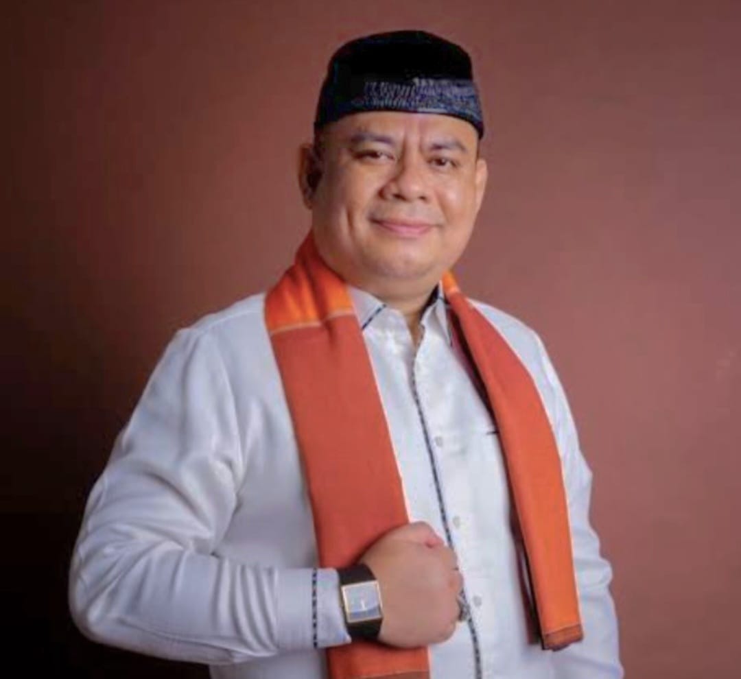 DR. Anton Permana Datuak Hitam, mengatakan status Pasar Syarikat di atas tanah ulayat nagari dan menjadi aset bersama Nagori Koto Nan Ompek. Foto ist.