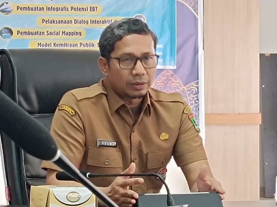 Kepala Dinas ESDM Provinsi Sumatera Barat, Helmi. Foto Adpsb. 