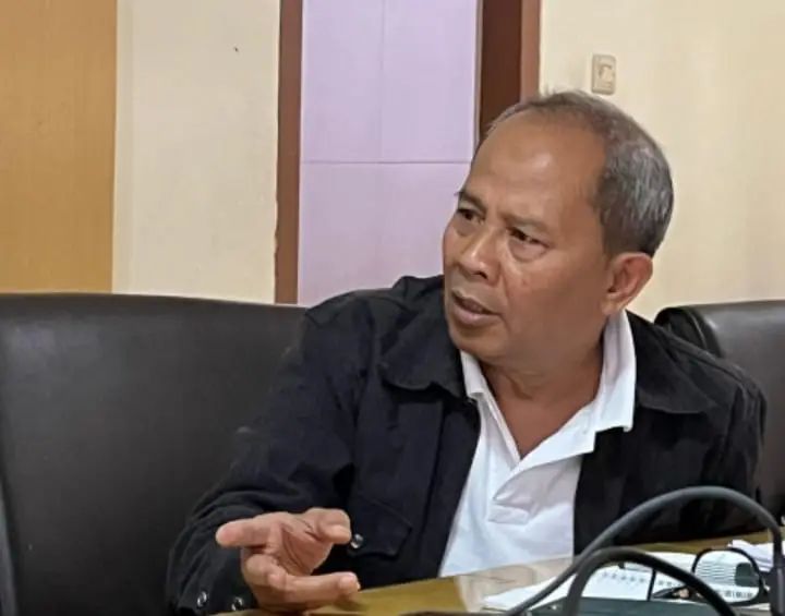 Raja Pane. Penulis adalah putra kelahiran Sipirok, Ketua Dewan Redaksi Berita Buana.com, dan Koordinator Forum Wartawan Kebangsaan. Foto Adpsb. 