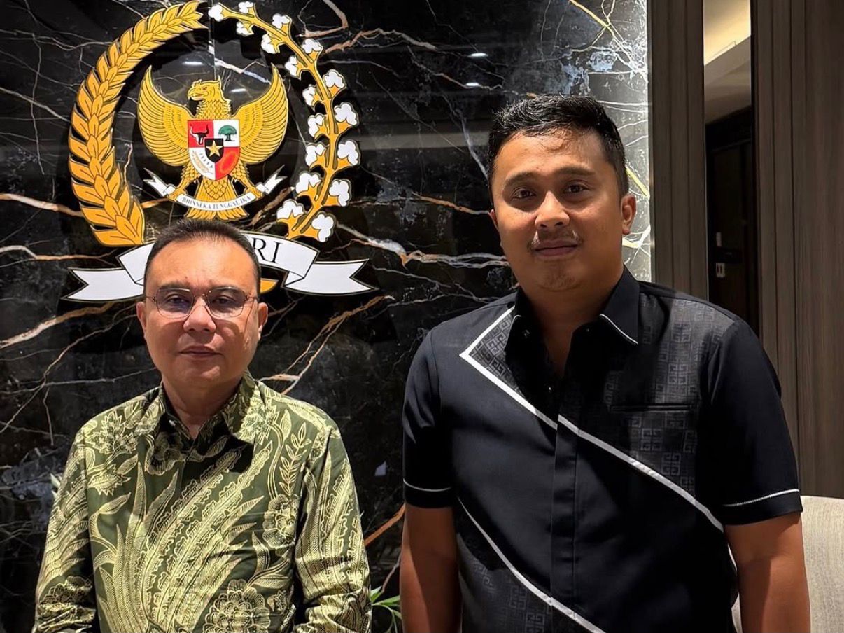 Wakil Ketua DPR RI Sufmi Dasco Ahmad dan Wagub Sumbar, Vasco Ruseimy. Foto Adpsb. 