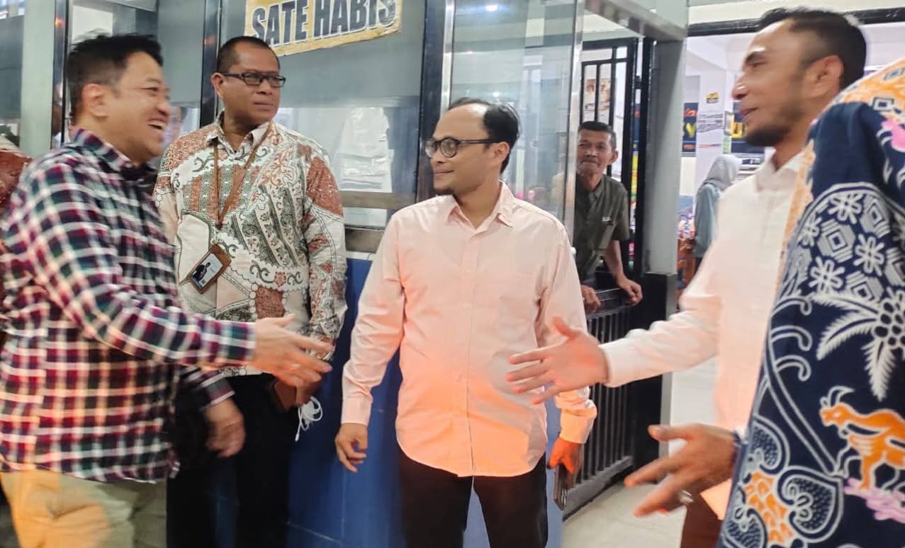 Wakil Kepala BPS RI saat kunjungan ke Padang Panjang  disambut Wawako dan Kadinsos Winarno ME