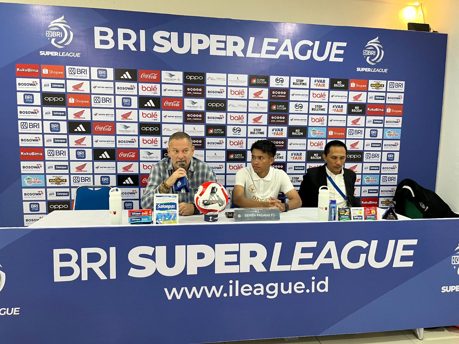 Dejan Antonic pelatih Semen Padang