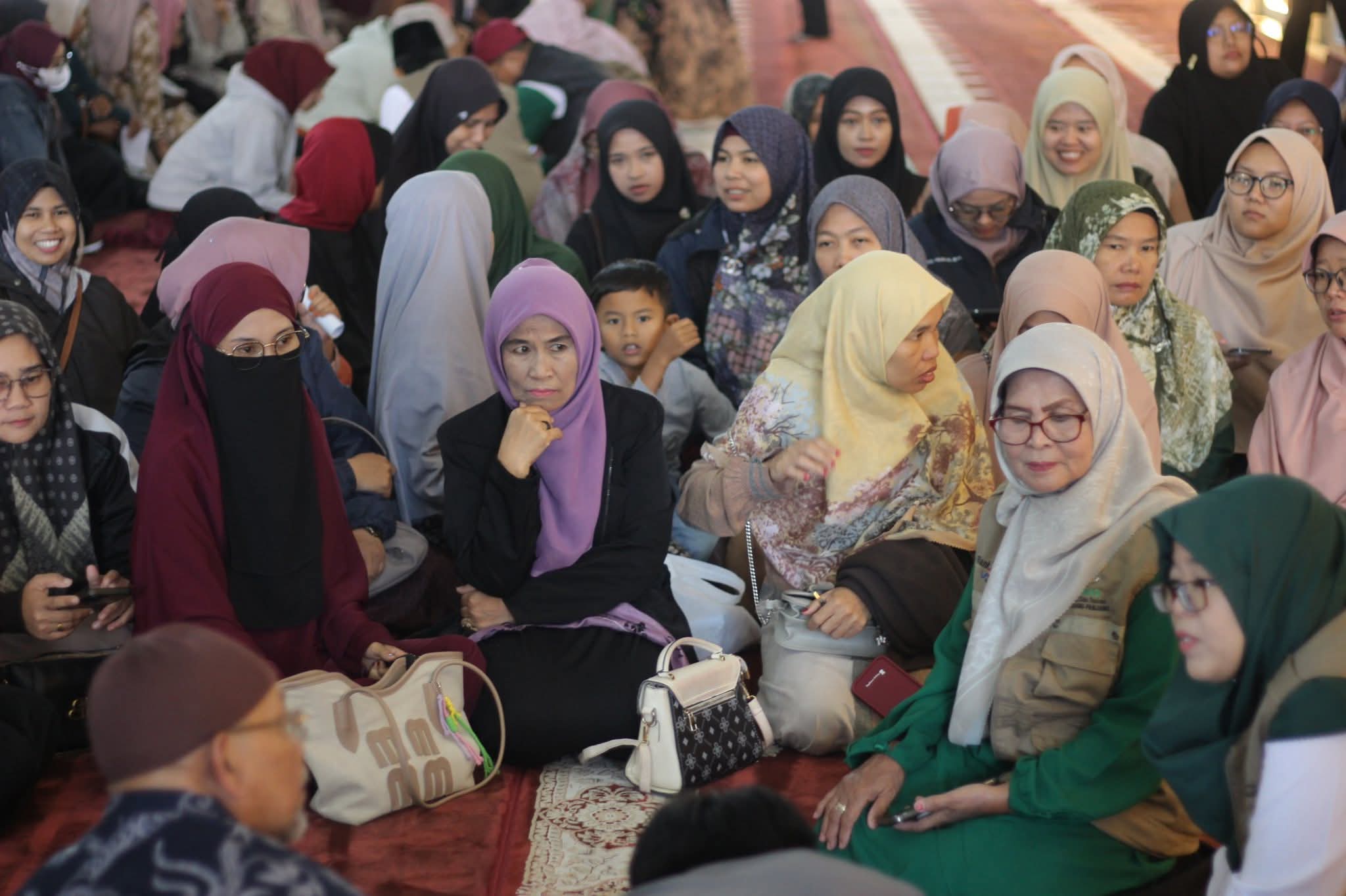 Penerima bantuan zakat.