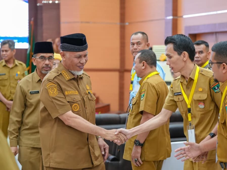 Gubernur Sumatera Barat, Mahyeldi Ansharullah, membuka secara resmi Pelatihan Penyusunan Rencana Kontingensi Bencana di Lingkungan Pemerintah Provinsi Sumbar tahun 2026, Senin (6/4/2026).