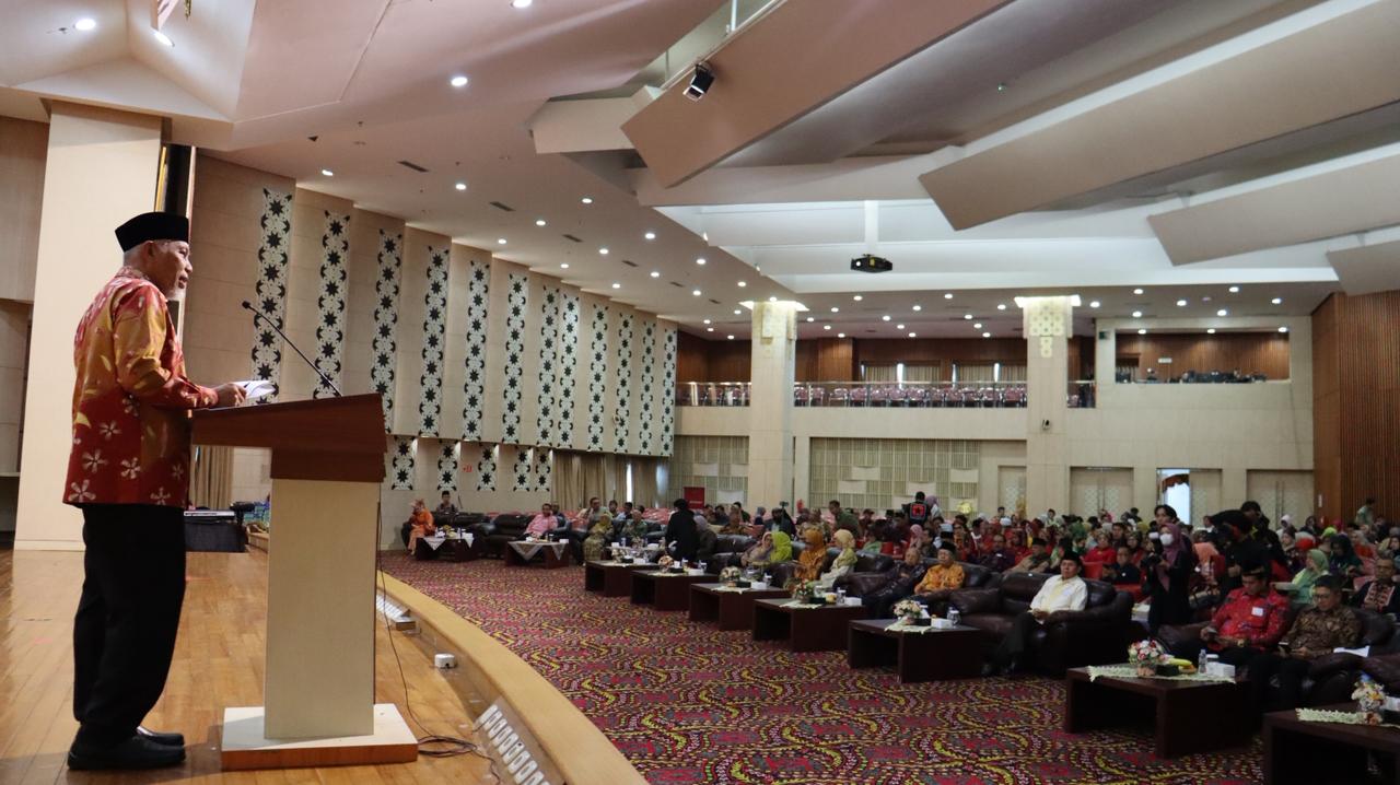 Gubernur Mahyeldi saat menghadiri Forum Silaturahmi Minang Diaspora Network-Global (MDN-G) 2026 di Auditorium Universitas YARSI, Jakarta Pusat. Foto Adpsb. 