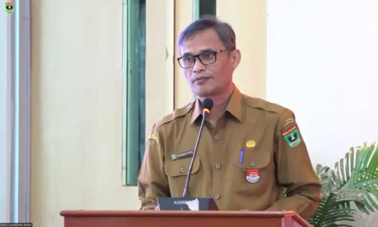 Kepala Biro Pemerintahan dan Otonomi Daerah Setda Provinsi Sumbar, Ezeddin Zain. Foto Adpsb. 