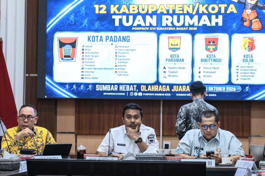 Wakil Gubernur Sumatera Barat, Vasko Ruseimy, memimpin rapat persiapan Porprov XVI Sumbar yang berlangsung Oktober 2026. Foto Adpsb. 