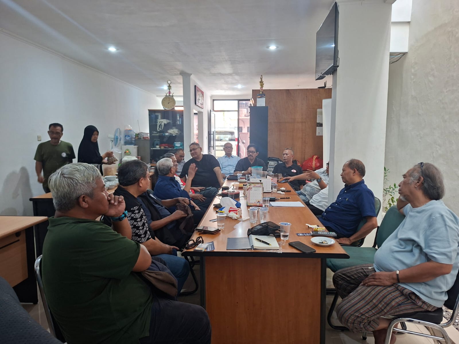 Sejumlah wartawan senior aktif dalam  diskusi mingguan yang digelar Forum Wartawan Kebangsaan (FWK), pada Rabu (2/9/2026) di Jakarta. Foto ist.