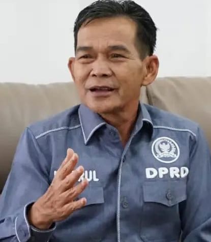 Drs. Nasrul Efendi.