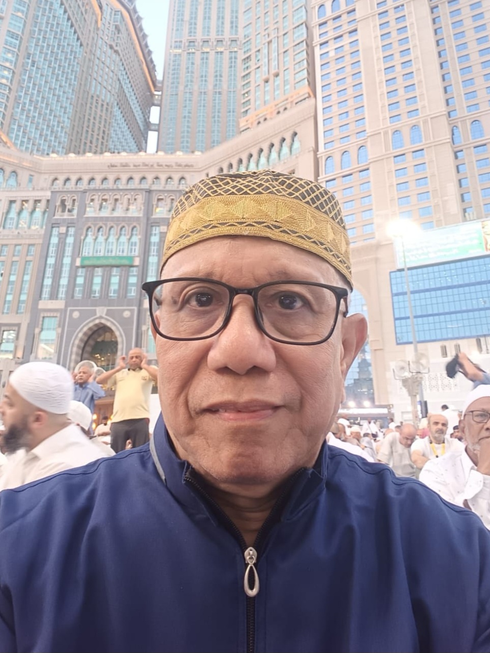 Hendry Ch Bangun, Pendiri FWK Forum Wartawan Kebangsaan