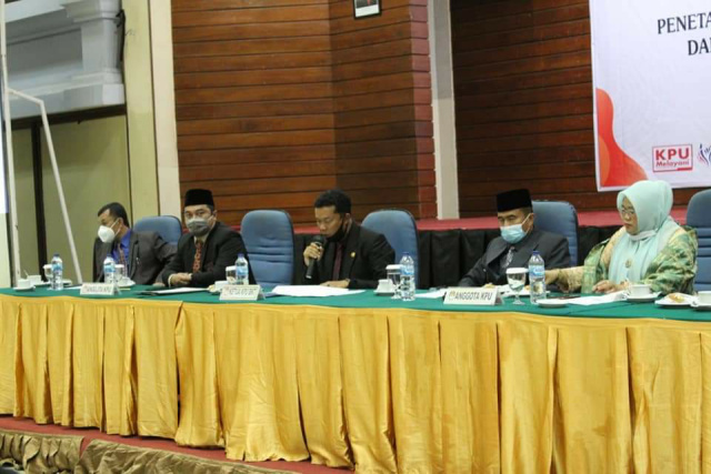 KPU Kota Bukittinggi menggelar pleno penetapan Walikota dan Wakil Walikota Bukittinggi terpilih.