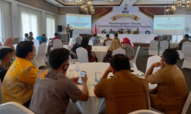 Rapat evaluasi penyelenggaraan Pilkada diselenggarakan KPU Pasaman.