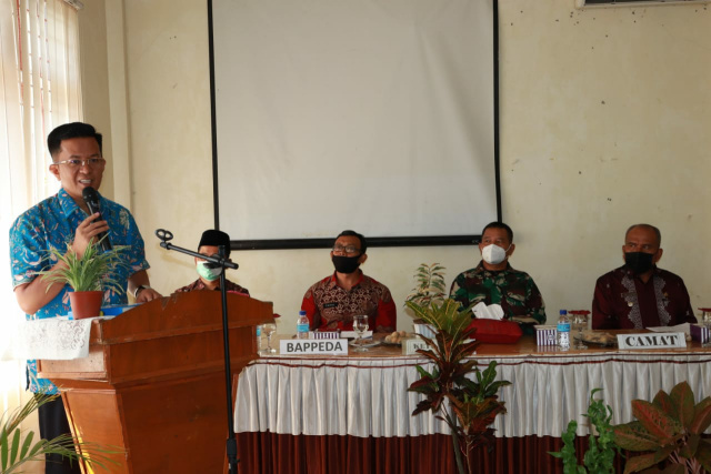 Wakil Wali Kota Erwin Yunaz saat membuka Musrenbang Kecamatan Payakumbuh Selatan.