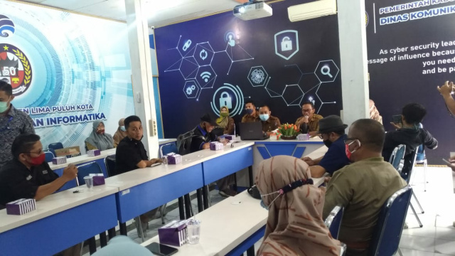 Pemkab Limapuluh Kota menggelar silahturahmi dengan media online dan media elektronik