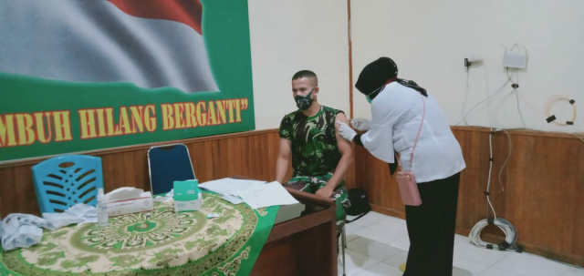 Personel Kodim 0305 Pasaman divaksinasi tahap dua