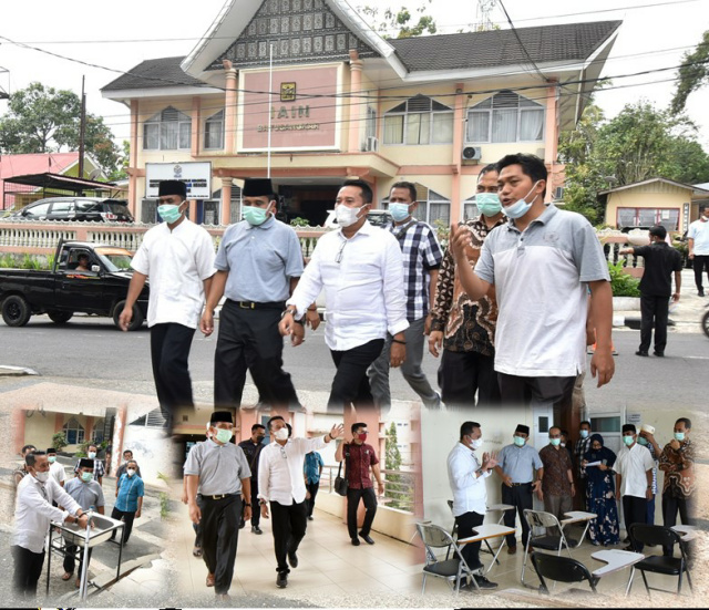 Didampingi KABIRO AUAK IAIN Batusangkar Yasrizal, Bupati Eka Putra pastikan kesiapan IAIN hadapi kuliah tatap muka.