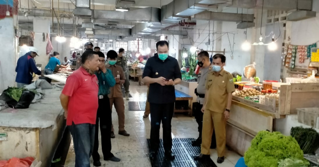 Walikota Payakumbuh Fadly Amran kunjungi pasar