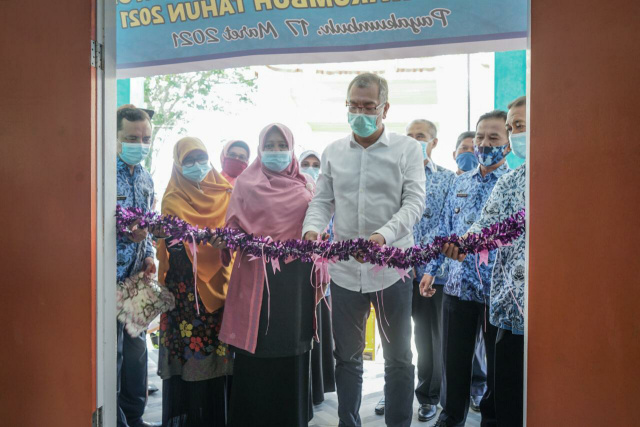 Wali Kota Payakumbuh Riza Falepi meresmikan Pendidikan Anak Usia Dini (PAUD) percontohan.