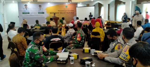 Wali Kota Fadhly Amran saat berikan sambutan pada pencanangan Kelurahan Bersih Narkoba (BERSINAR), Jumat (26/3) di pendopo rumah dinas Wako. 