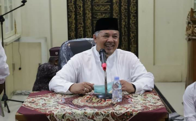 Walikota Solok Zul Elfian Umar
