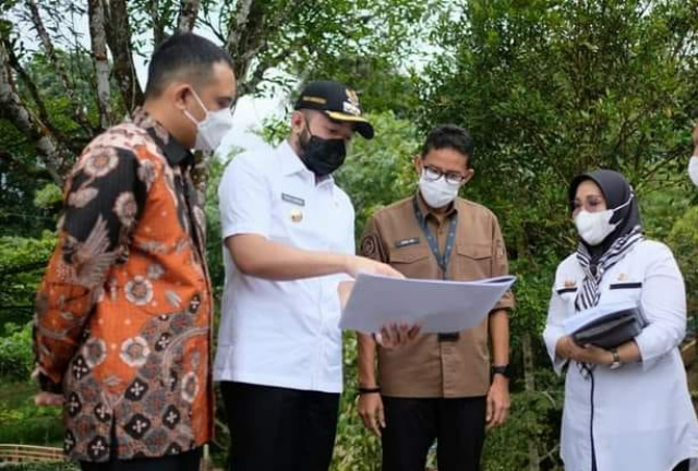 Walikota Padang Panjang, Fadly Amran ajukan proposal bantuan untuk Pengembangan Kawasan PDIKM & Rest Area ke Menteri Sandiaga Uno.
