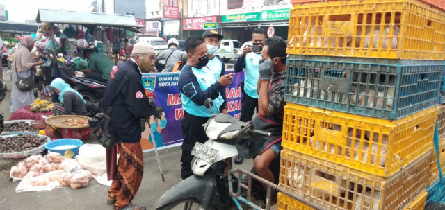 Pemerintah Kota Payakumbuh melakukan Pemberlakuan Pembatasan Kegiatan Masyarakat (PPKM) Mikro di kawasan pasar Ibuah