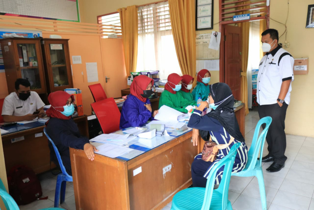 Vaksinasi covid-19 di Payakumbuh.