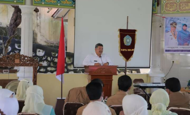 Walikota Solok Zul Elfian Umar membuka Jambore Kader PKK berprestasi tingkat Kota Solok tahun 2021 di Balairung 99 Rumah Dinas Wali Kota Solok
