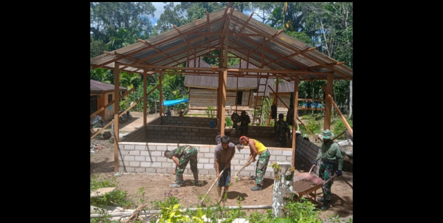 TNI Manunggal Membangun Desa/Nagari (TMMD/N) ke-111 Kodim 0306/50 Kota, yakni membangun rumah layak huni bagi warga kurang mampu.