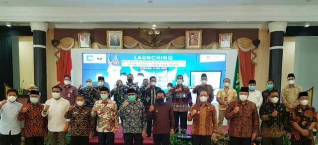 launching aplikasi e-Perda Kabupaten/Kota se-Provinsi Sumatera Barat yang diluncurkan oleh Direktur Jenderal Otonomi Daerah (Dirjen Otda) Kemendagri Dr. Akmal Malik di dampingi Wakil Gubernur Sumbar Audy Joinaldy 