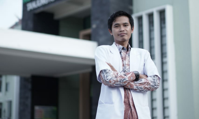 Kepala VCT Semen Padang Hospital, dr. Abdul Rahman