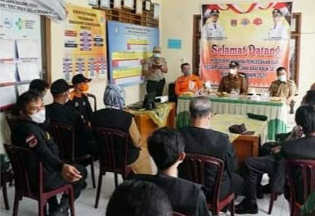 Walikota Bukittinggi Erman Safar saat membuka Pelatihan Pencegahan dan Kesiapsiagaan bagi Ketahanan Bencana Lingkungan Kelurahan (KBLK) se Kota Bukittinggi.