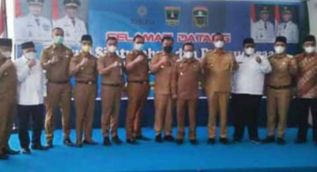 Pertemuan Silahturahmi  Antar Kepala Daerah di Sumatera Barat di Cinangkiak Kabupaten Solok, Selasa (3/8)