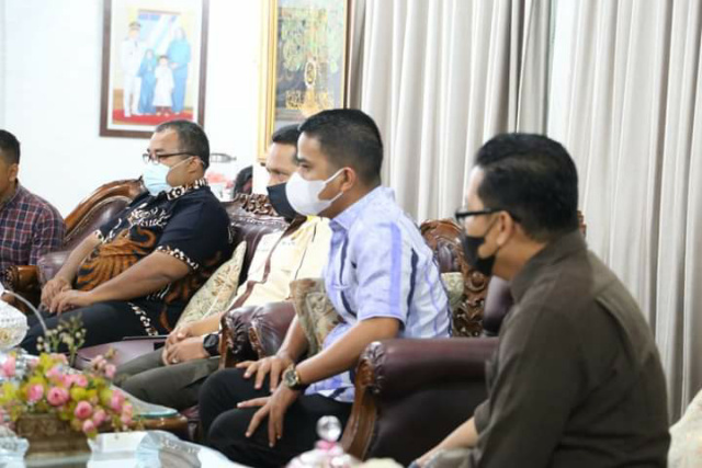 Wakil Walikota Solok Ramadhani Kirana Putra bersilaturrahmi dengan Korps Pelatih Kwarcab Pramuka Kota Solok