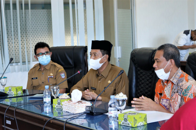 Wakil Bupati Pasaman Barat membuka secara resmi Penyuluhan Penggunaan Bahasa Indonesia untuk Badan Publik